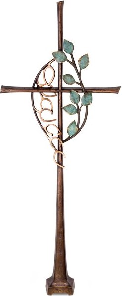 Bronzový kríž s kryštálom, 102×41 cm